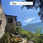 Seitenansicht mit Ausblick