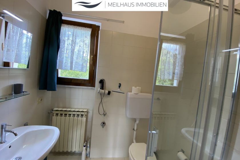 Bad mit Dusche